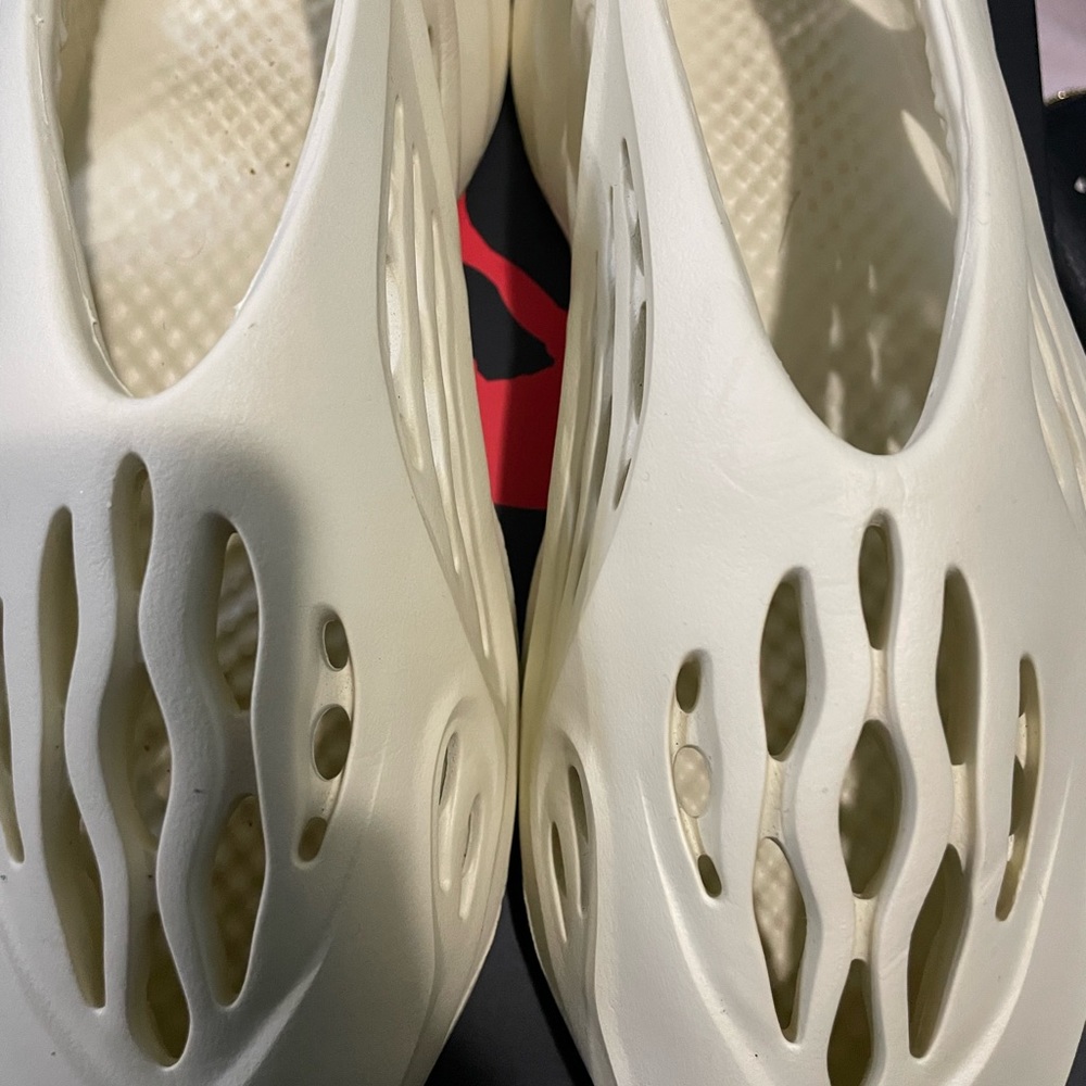 yezzy foam runners size 6 in womens ONLY 12 available and shipping too .